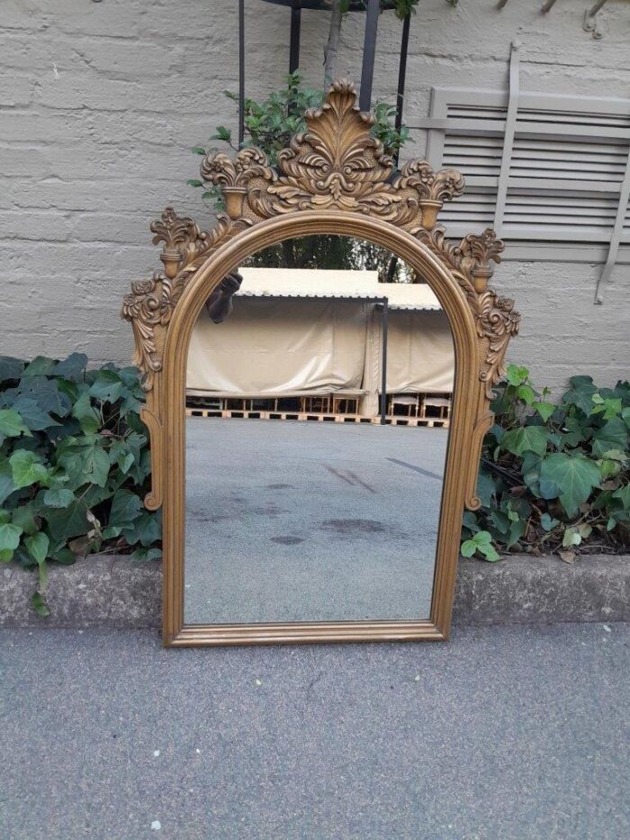 A 20th Century French Style Giltwood Mirror - Image 2
