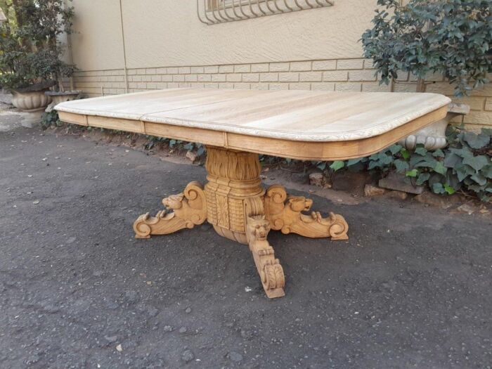 A 19th Century Heavily Carved Oak Extending Table  With Three Extensions - Image 5