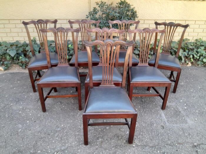 A 20th Century Set Of  Eight Carved Mahogany George Lll Style Dining Chairs Upholstered In Leather - Image 4