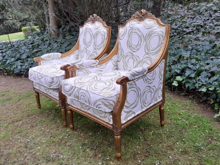 A 20th Century French Style Giltwood Armchairs - Image 4