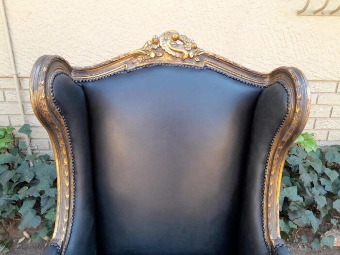 A Circa 1900s French Style Pair Of Carved Giltwood Wingback Chairs Upholstered In Leather - Image 9