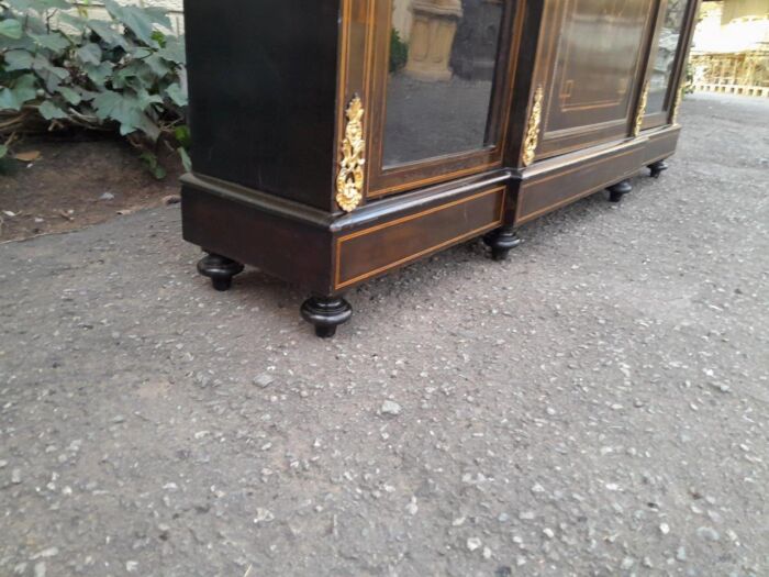 A 19th Century Napoleon III French Walnut Inlaid, Ebonised and Ormolu Credenza / Sideboard / Cabinet with Glazed Doors ND - Image 5