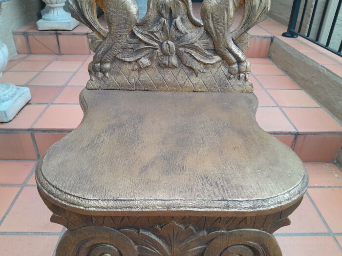 A 19th Century French Heavily Carved Oak Hand Gilded In Gold Leaf Statement Chair - Image 7
