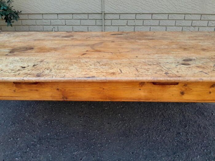 An Antique / 19th Century Cape Wooden Dining / Kitchen Table - Image 9