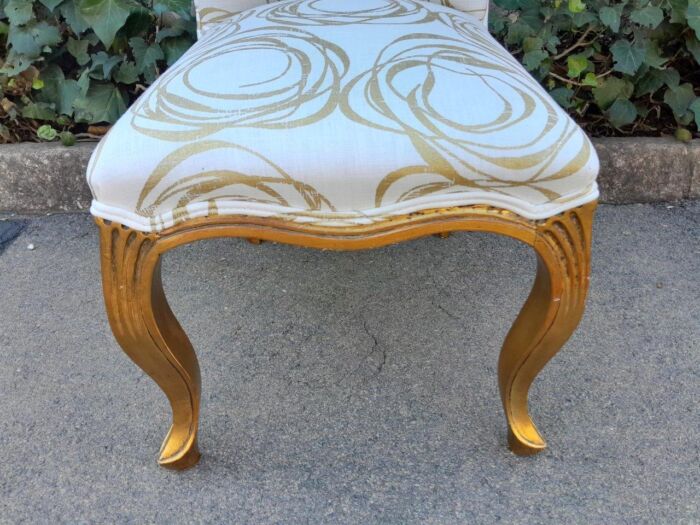 A 20TH Century Carved Giltwood Chair In A Fabric Custom Made For The Crown Collection - Image 9
