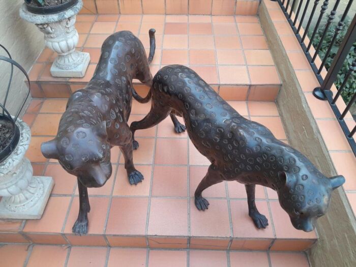 A Rare Pair Of Bronze Cheetah In Figurines Pair In A Patinated Finish ND - Image 5