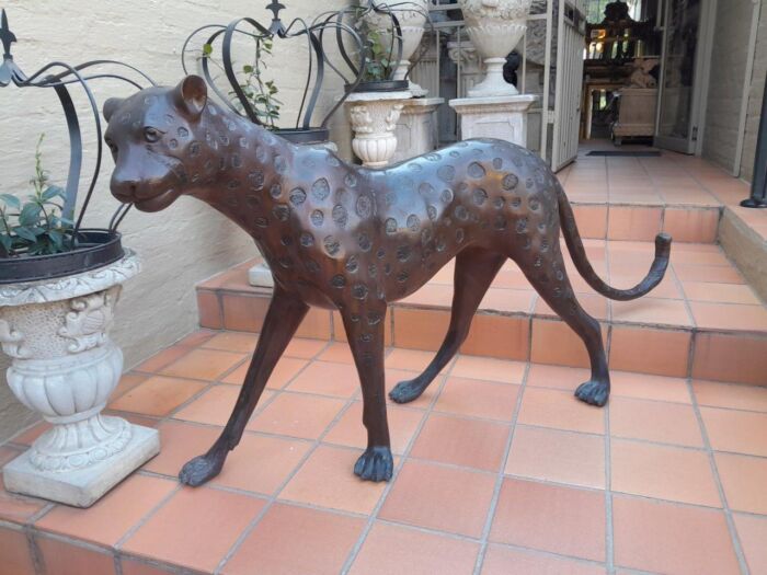 A Rare Pair Of Bronze Cheetah In Figurines Pair In A Patinated Finish ND - Image 7