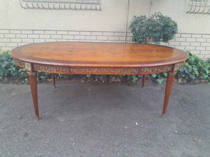 A 20th Century French Style Dining Table with Gold Detail - Image 3