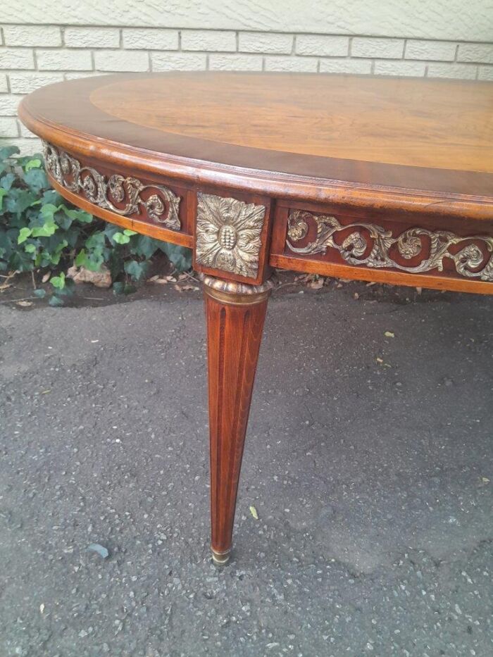 A 20th Century French Style Dining Table with Gold Detail - Image 11