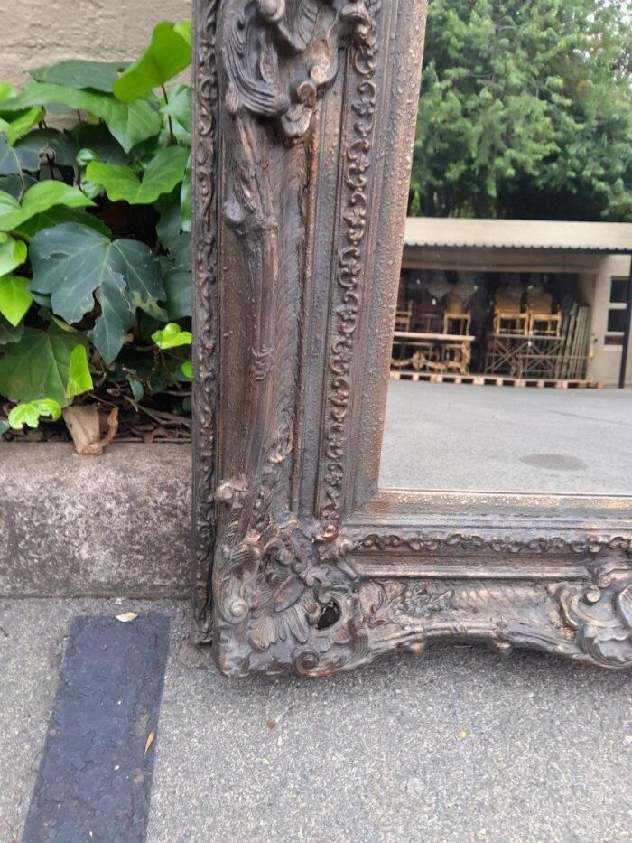 A 20th Century French Style Heavily Carved And Gilded Mirror - Image 3