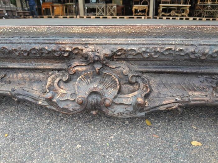 A 20th Century French Style Heavily Carved And Gilded Mirror - Image 5