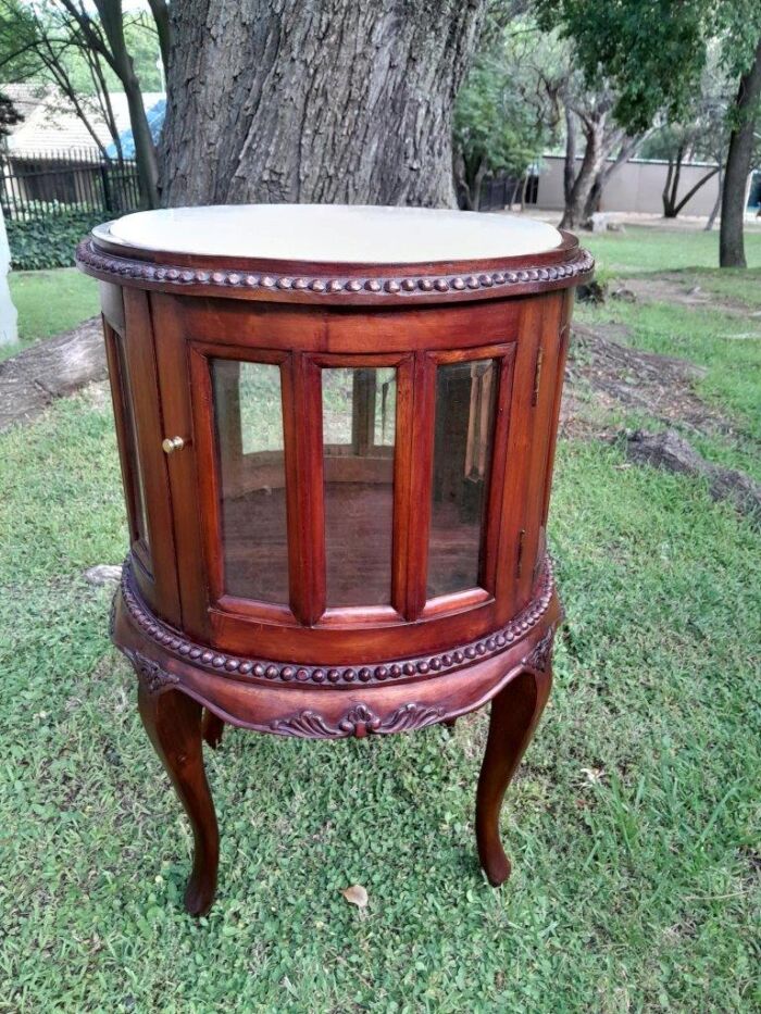 A 20th Century Victorian Ornately Carved Mahogany Drinkscabinet With Cream Marble Top - Image 2