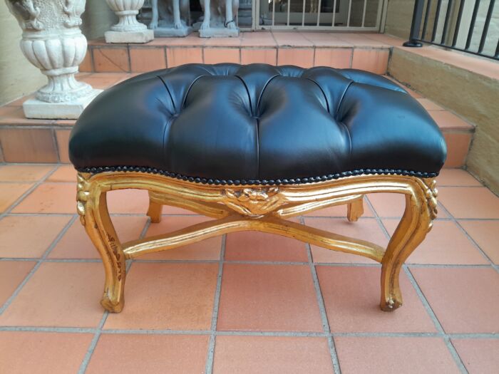 A French Style Giltwood Ottoman / Tuffet / Stool Upholstered in Deep Buttoned Leather - Image 3