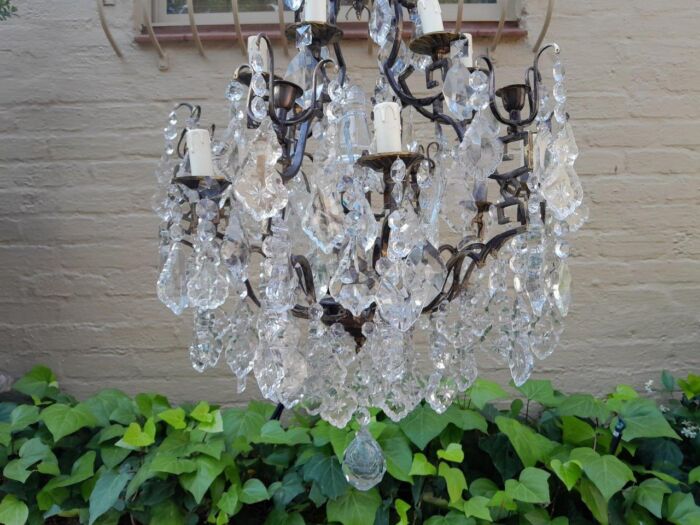 A French Style Brass & Crystal Chandelier - Image 4