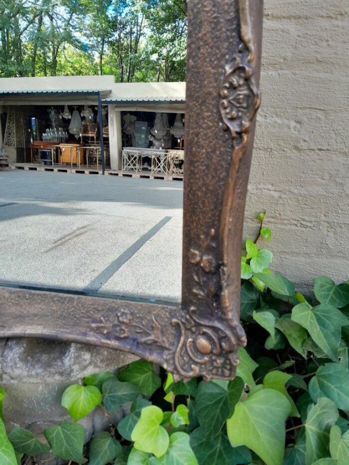 An Antique Ornately Carved and Hand- Painted  Mirror - Image 3
