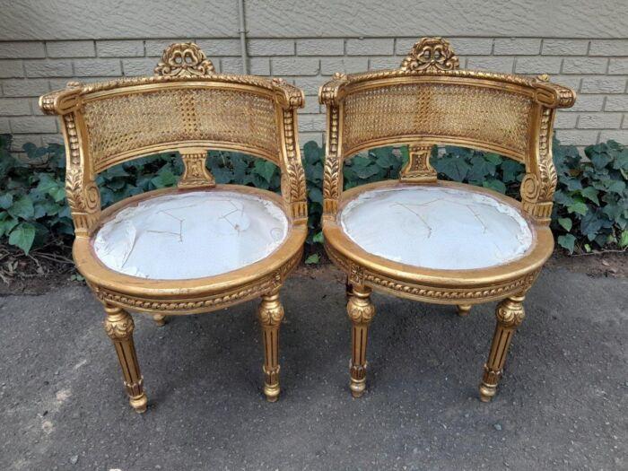 A Pair of French Louis XVI Style Carved and Rattan Chairs - Image 8