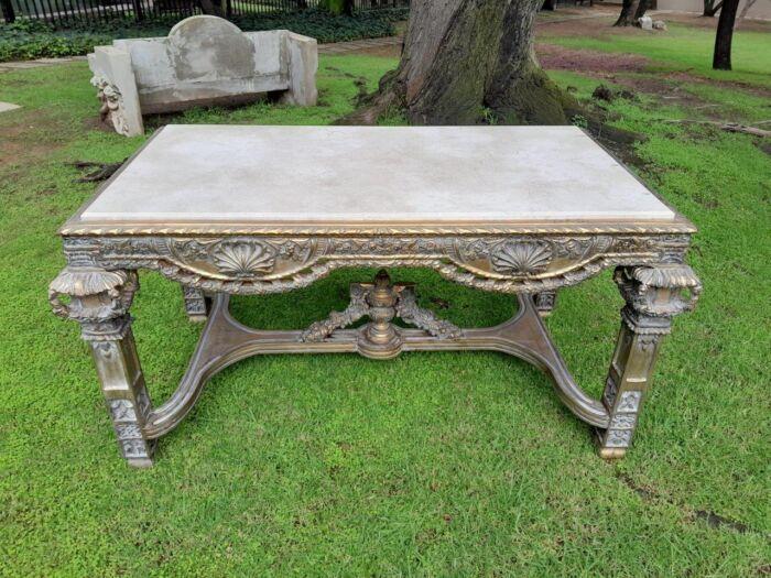 A 20th Century French Style Ornately Carved and Gilded Entrance / Console / Drinks Table with Cream Marble Top - Image 3