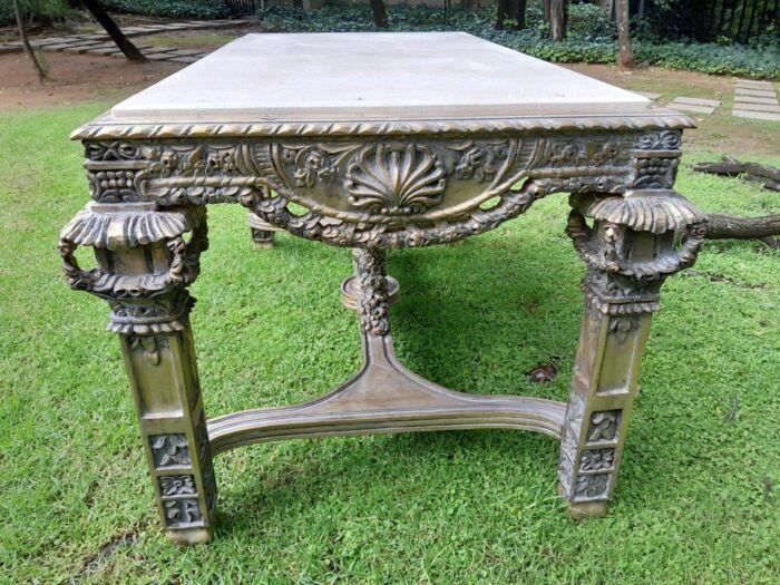 A 20th Century French Style Ornately Carved and Gilded Entrance / Console / Drinks Table with Cream Marble Top - Image 5
