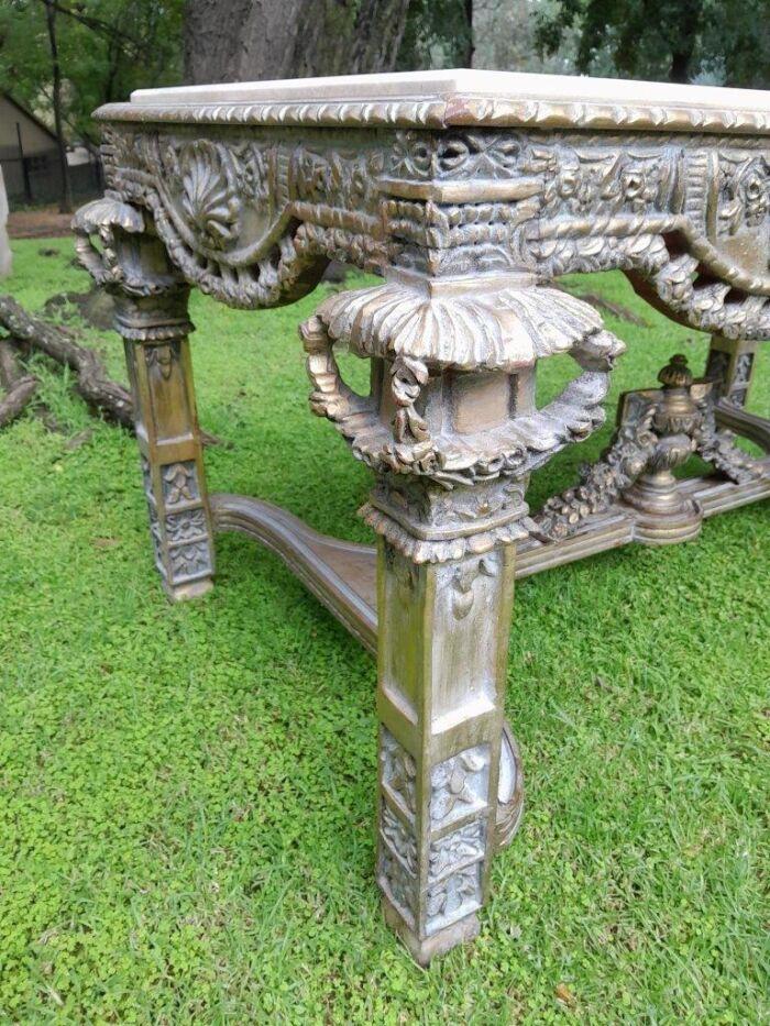 A 20th Century French Style Ornately Carved and Gilded Entrance / Console / Drinks Table with Cream Marble Top - Image 6