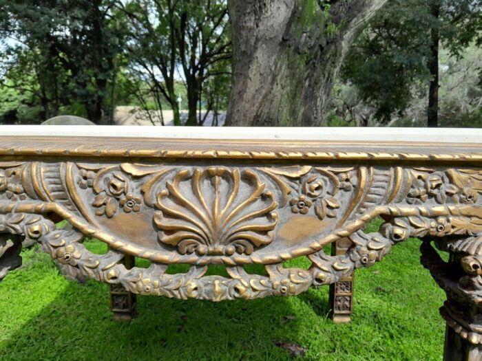 A 20th Century French Style Ornately Carved & Gilded Table /  Side Table with Cream Marble Top - Image 7