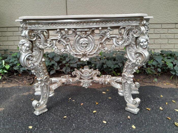 A 20th Century Ornately Carved Gilt Console / Drinks Table With Cream Marble Top - Image 2