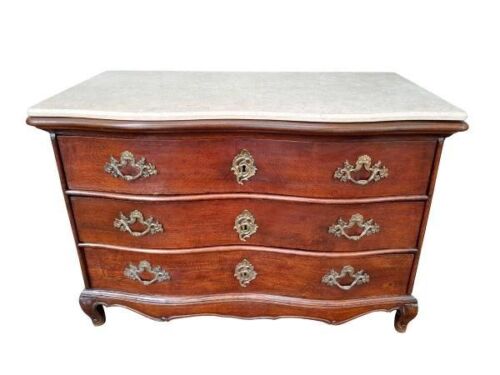 A 19th Century / Circa 1870  French Provincial Louis XV Style Oak Chest Of Drawers / Commode