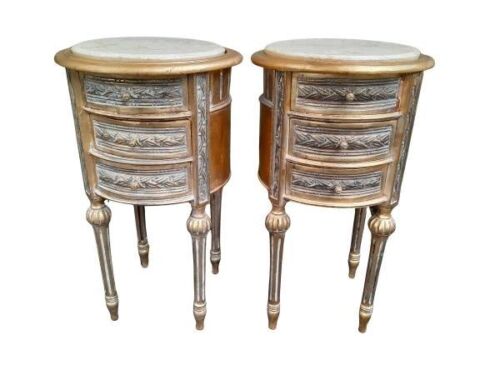 A French Style Pair Of Giltwood Bedside Pedestals / Tables With Cream Marble Tops