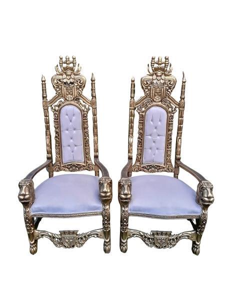 A Pair Of Ornately Carved Renaissance Revival Giltwood Throne / King Chairs