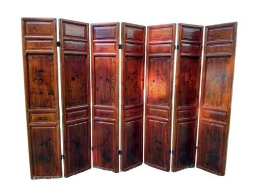 An Antique Early 20th Century Republic Period  Chinese Gilt Lacquer Screen