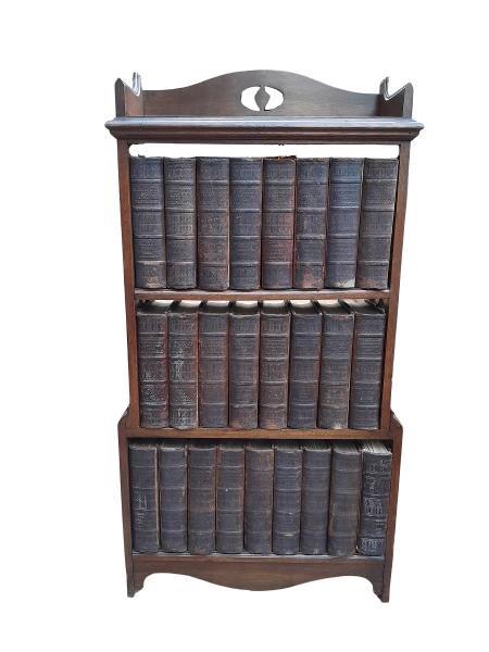 An Antique Circa 1907 Set Of Leather Bound Twenty Five Volumes Of  History Of The World In A Bookcase