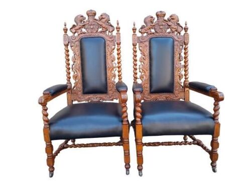 An Antique 20th Century Pair Of Walnut Throne Armchairs With English Royal Crest