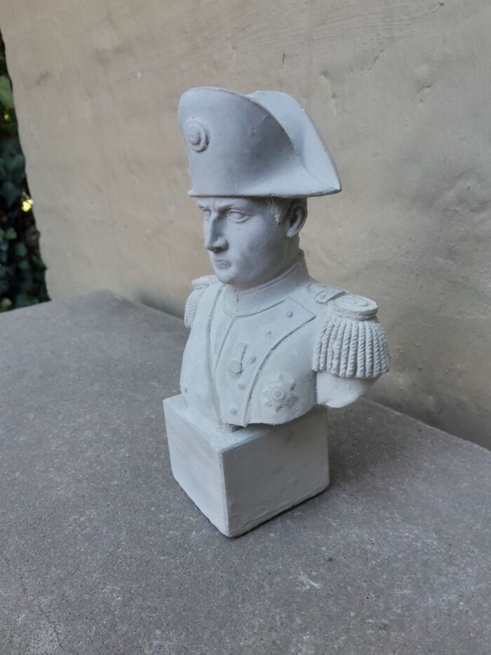 Small Concrete Napoleon Bust / door stopper - Image 5