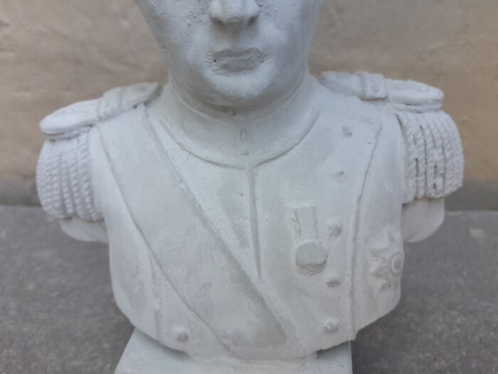 Small Concrete Napoleon Bust / door stopper - Image 7