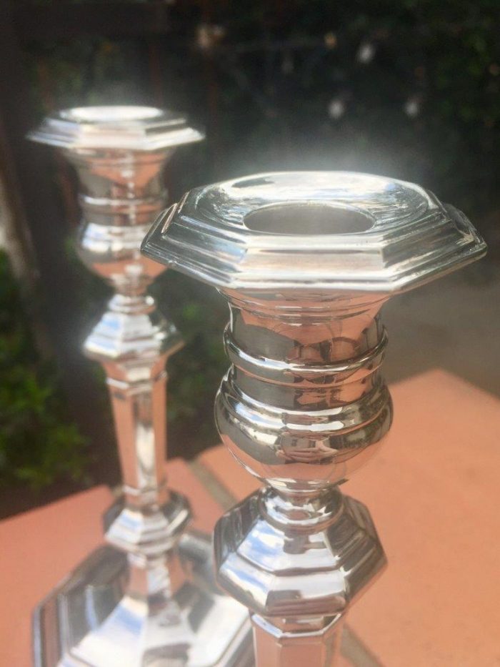 Pair of Mappin & Webb plated candlesticks - Image 5