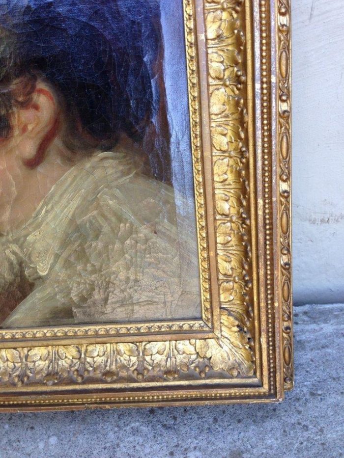 ARTIST'S NAME ON THE BACK
