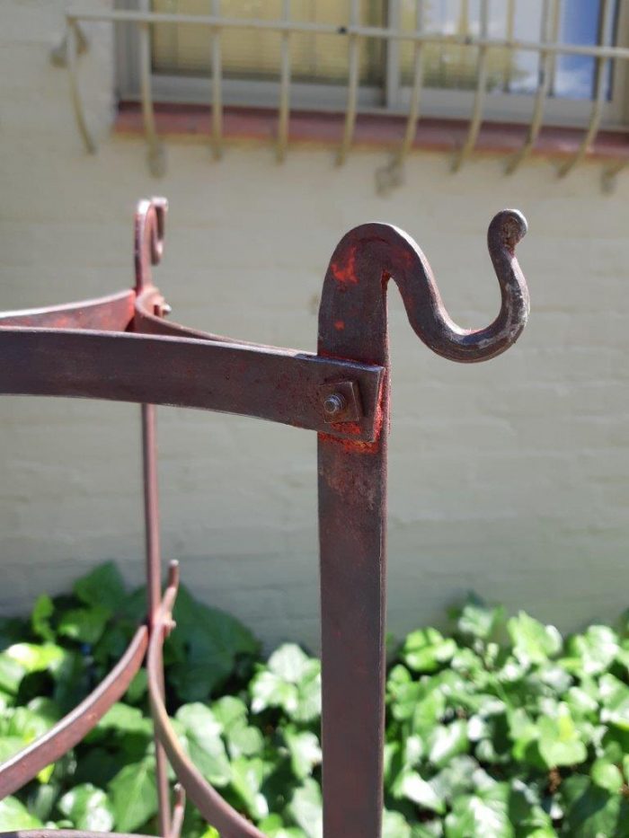 antiques-furniture