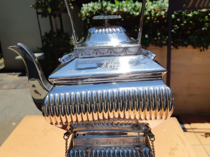 antiques-furniture