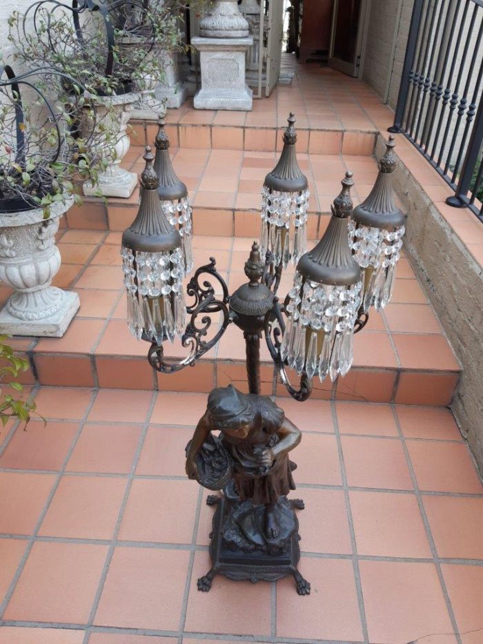 A Figural Spelter Table Lamp - ND - Image 5