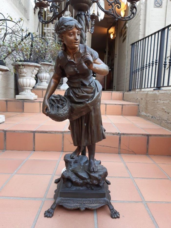 A Figural Spelter Table Lamp - ND - Image 7