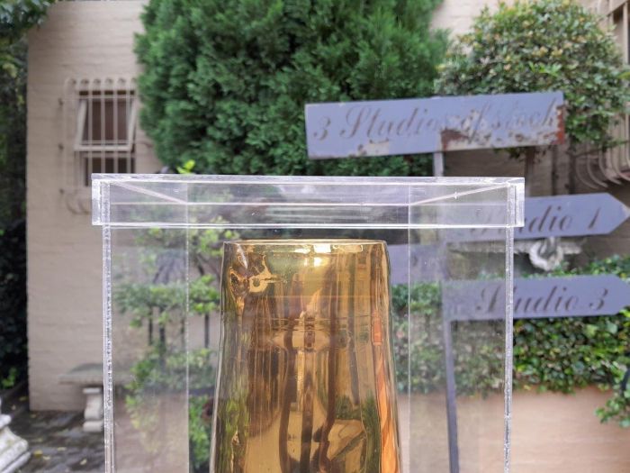 A 20TH Century Brass Cannon Shell In A Custom-Made Display Perspex Box - Image 5