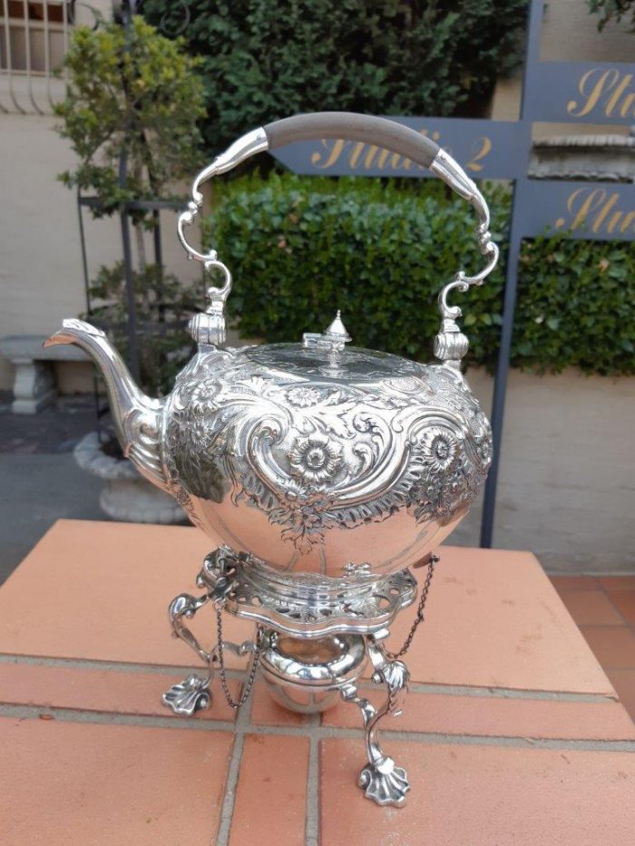 A Victorian silver plate tea kettle on stand with burner - ND - Image 2