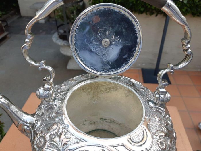 A Victorian silver plate tea kettle on stand with burner - ND - Image 8