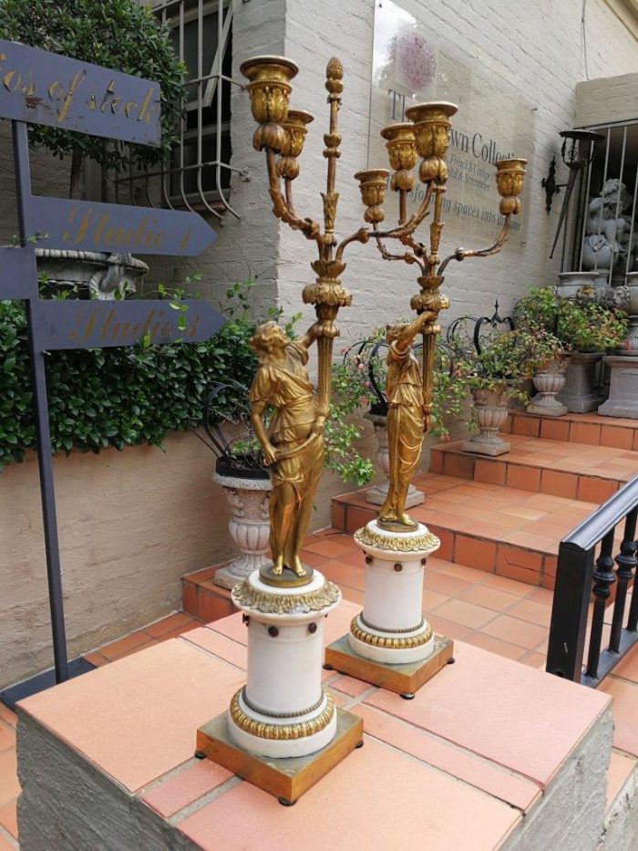 19th Century pair of French ormolu bronze candelabras - Image 3