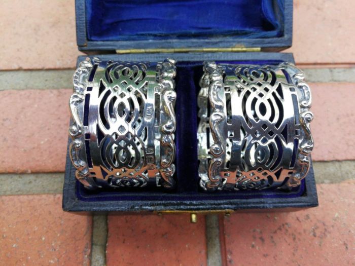 A Pair of Silver Birmingham 1903, Serviette Rings Boxed - Image 3