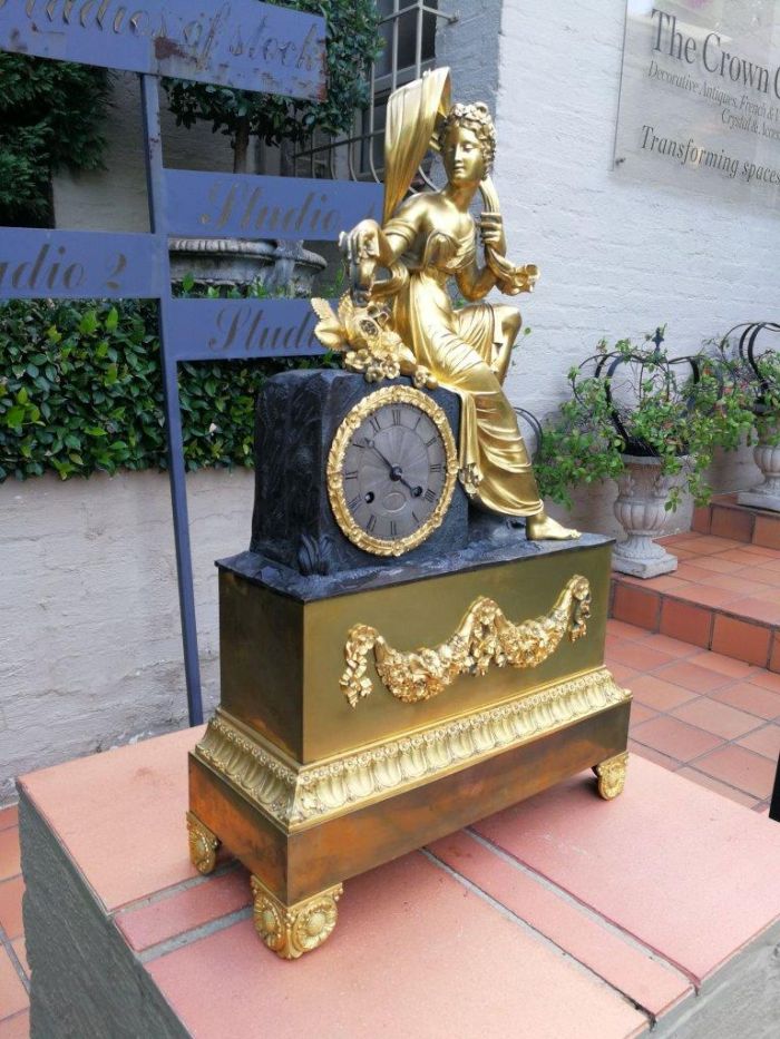 A Late 19th Century French Gilt And Bronze Clock With Pendulum - Image 2