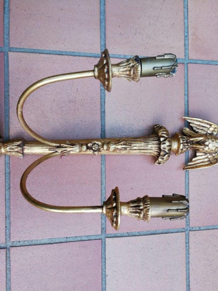 A 20th Century Pair Of Carved Gold Painted Wall Sconces With Eagles - Image 6