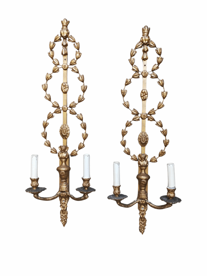 A Pair Large size Giltwood Wall Sconces (Fitted for electricity)