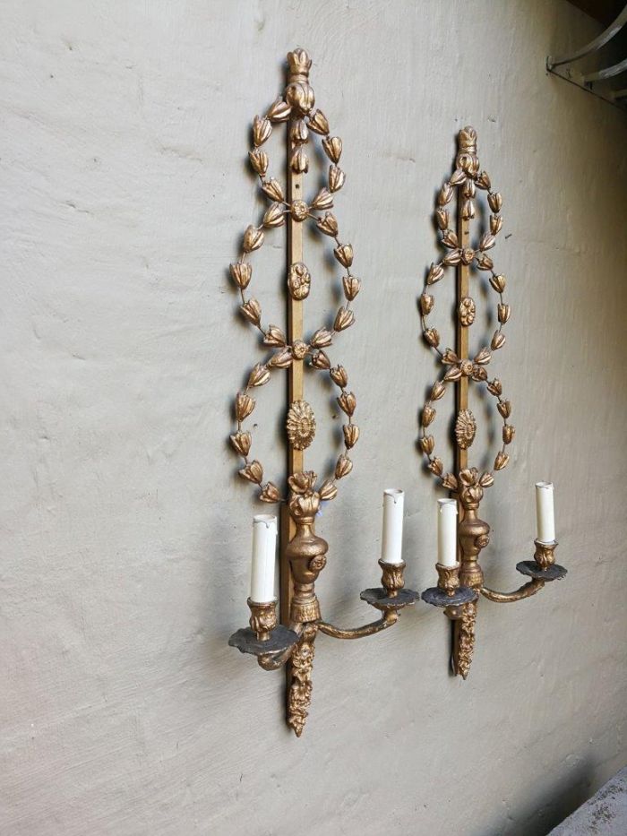 A Pair Large size Giltwood Wall Sconces (Fitted for electricity) - Image 2