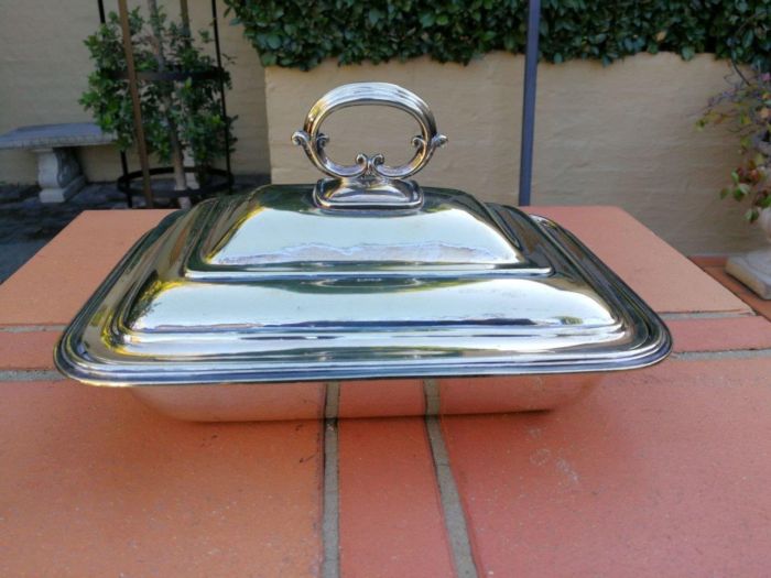 A Silver-Plated Entrée/Warmer Dish