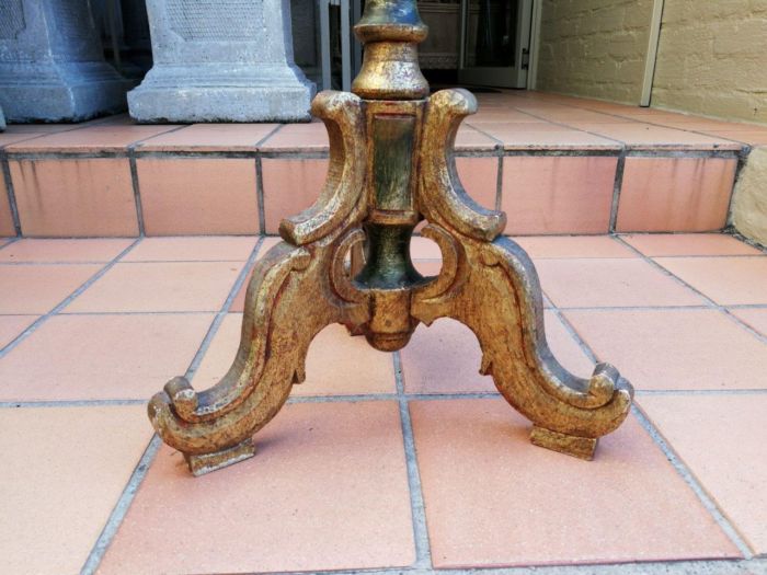 An Early 20th Century Carved Wooden Candle Holder, Gilt And Cream Painted - Image 5